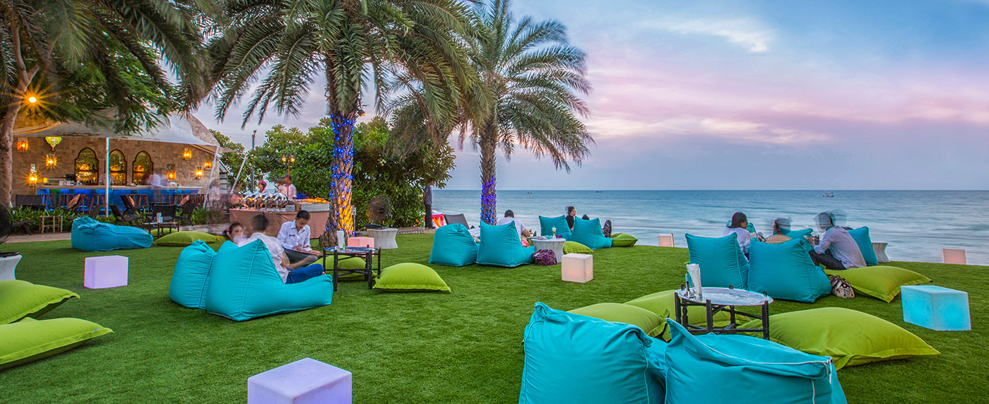 hua hin beach bar